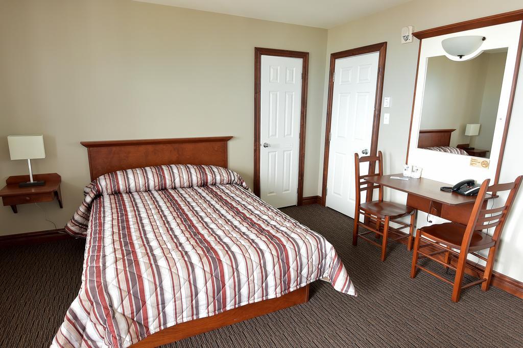 Auberge Sur Mer Charlevoix Saint-Siméon Quarto foto